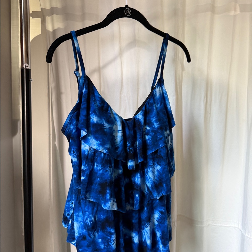 Aqua Green: Black Blue Tie-Dye Ruffle Swim Top